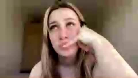 Mia online show from 05/24/26, 02:22