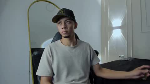 Snapshot of dominic__brown chatting on 03/02/26, 04:36 Dominic online show from 03/02/26, 04:36