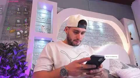 dominic de luca online show from 12/03/25, 03:14