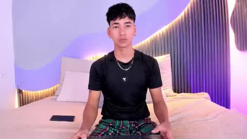 Dominic online show from 11/06/25, 05:52