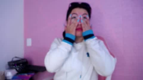   online show from 10/01/25, 12:55