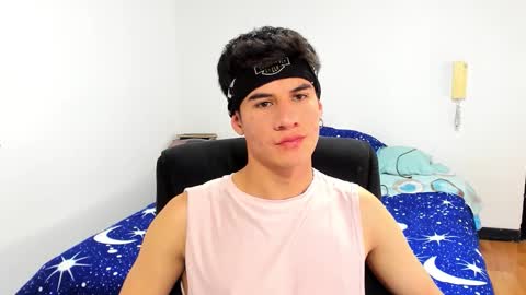 Snapshot of dominic_radccliffe chatting on 11/02/25, 05:48 Your real love online show from 11/02/25, 05:48