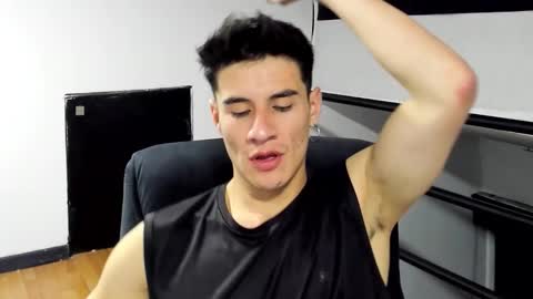 Snapshot of dominic_radccliffe chatting on 11/19/25, 03:17 Your real love online show from 11/19/25, 03:17