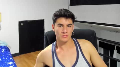 Snapshot of dominic_radccliffe chatting on 12/01/25, 03:33 Your real love online show from 12/01/25, 03:33