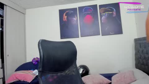 Dominic  online show from 01/05/25, 08:32
