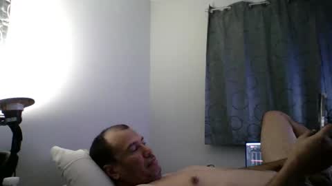 Snapshot of dominicanorico chatting on 02/09/25, 11:36 luis online show from 02/09/25, 11:36
