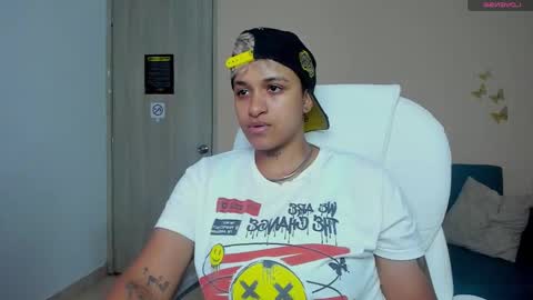 Snapshot of dominick_joness chatting on 09/22/25, 10:45 Dominick  online show from 09/22/25, 10:45