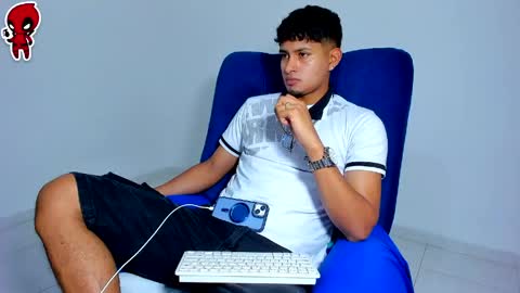  Dominic  online show from 04/25/26, 02:25