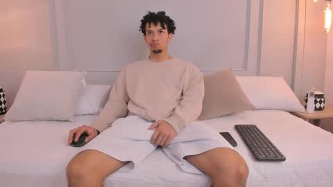 Dominick Star online show from 11/04/25, 04:11