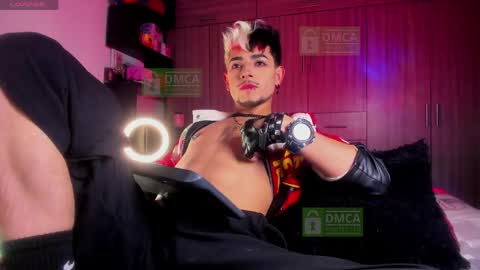 Dominik Eclipse  online show from 04/16/26, 08:26