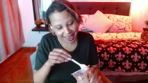  D O M I N K  online show from 06/24/26, 07:57