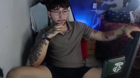 Snapshot of dominus_kane chatting on 11/06/25, 04:52 dominus_kane online show from 11/06/25, 04:52