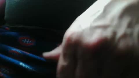 Dominique online show from 11/15/25, 01:58