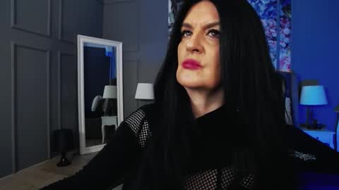 Snapshot of dommelisa chatting on 02/27/26, 11:27 Dom Melisa online show from 02/27/26, 11:27