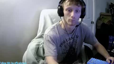 Snapshot of domohead0 chatting on 07/19/26, 10:02 dom online show from 07/19/26, 10:02