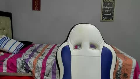 dona_tella online show from 02/04/26, 09:20