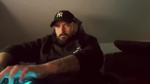 donchriiis online show from 11/04/25, 12:32