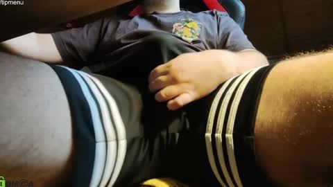 Snapshot of dondematteo chatting on 12/22/24, 12:49 TheCleaner online show from 12/22/24, 12:49