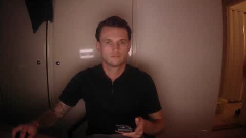 Snapshot of donn053 chatting on 09/12/25, 07:14 Papi online show from 09/12/25, 07:14