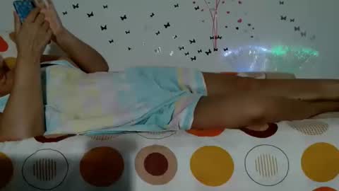 Snapshot of donnaconforme chatting on 12/16/24, 01:43 Dona online show from 12/16/24, 01:43