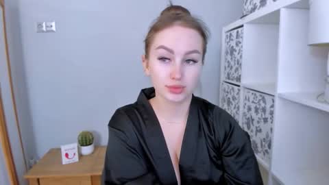 DonnaSensual online show from 11/16/25, 09:09