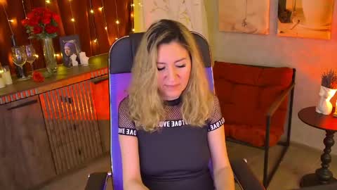 Donna online show from 04/21/26, 02:51