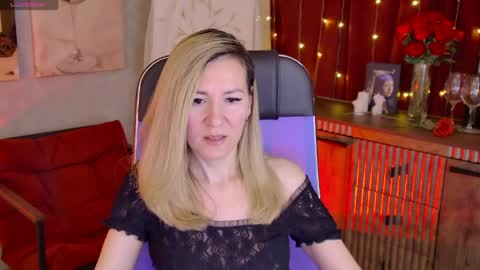 Donna online show from 04/23/26, 07:16