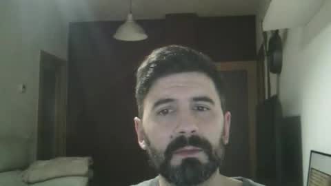 Snapshot of donnie_darkos83 chatting on 11/20/25, 11:37 donnie_darkos83 online show from 11/20/25, 11:37