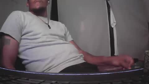 Snapshot of donniep31 chatting on 06/24/26, 04:33 donniep31 online show from 06/24/26, 04:33