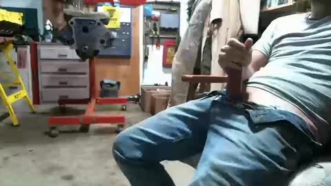 Snapshot of donniestone chatting on 10/11/25, 03:10 donniestone online show from 10/11/25, 03:10