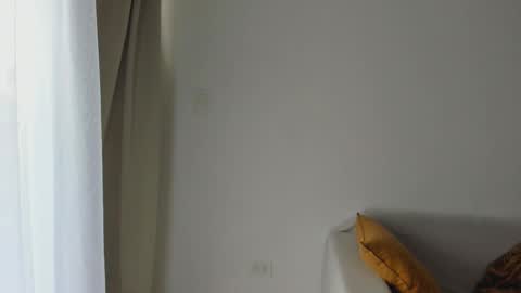 Donatella online show from 03/11/25, 12:17