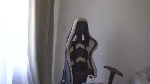 Donatella online show from 09/30/25, 11:59