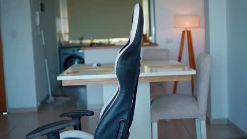 Donatella online show from 01/12/26, 11:59