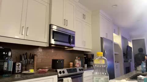 Donny online show from 11/15/25, 09:17