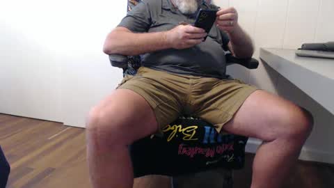 Snapshot of dontbringyourdramahere chatting on 01/14/25, 07:00 G online show from 01/14/25, 07:00