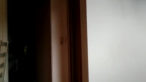 Snapshot of dony83mv chatting on 10/17/25, 09:45 dony83mv online show from 10/17/25, 09:45