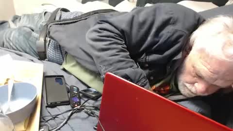 cummingdoouug online show from 11/28/25, 05:37