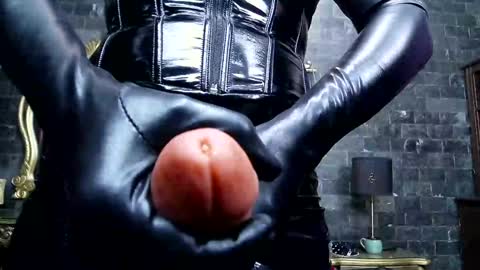 Snapshot of doramoore chatting on 01/26/25, 09:51 Dora Moore online show from 01/26/25, 09:51