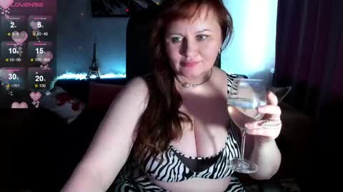 Snapshot of doraross chatting on 05/01/26, 11:37 Dora online show from 05/01/26, 11:37