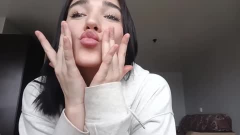 Jacqueline online show from 03/06/26, 04:42