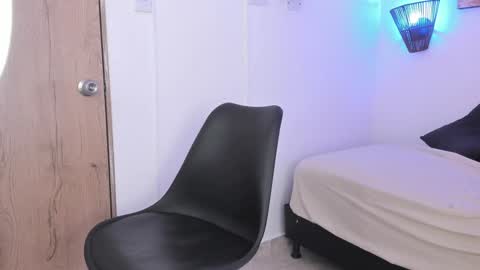 jaden online show from 12/30/24, 07:42