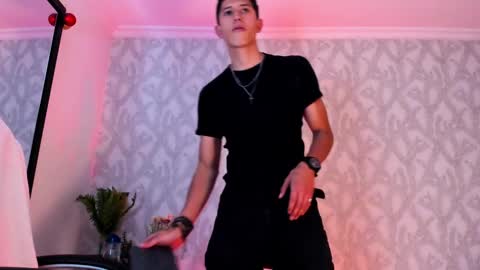 Snapshot of dorian_mystery chatting on 12/05/24, 07:16 dorian_mystery online show from 12/05/24, 07:16