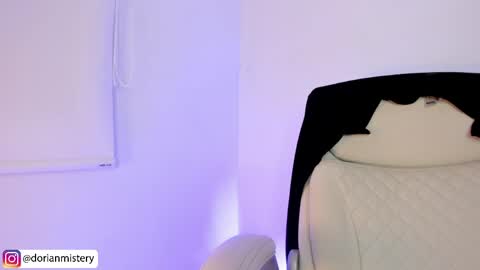 dorian_mystery online show from 04/14/26, 01:00