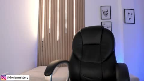 dorian_mystery online show from 05/28/26, 01:03