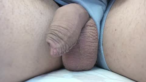 Snapshot of doriancretu95 chatting on 12/13/24, 11:02 menu below online show from 12/13/24, 11:02