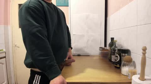 Snapshot of doriancretu95 chatting on 01/20/25, 09:22 menu below online show from 01/20/25, 09:22