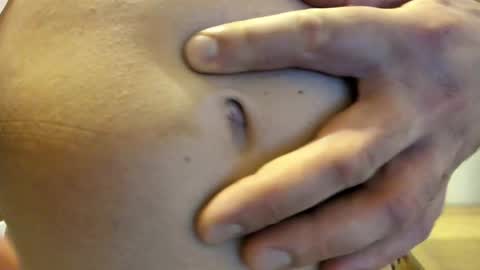 Snapshot of doriancretu95 chatting on 09/15/25, 01:05 menu below online show from 09/15/25, 01:05