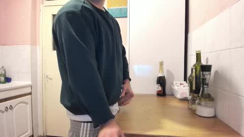 menu  below online show from 11/17/25, 02:06