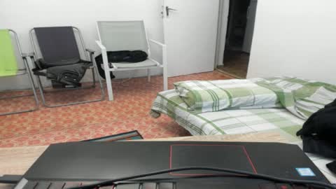 menu  below online show from 04/07/26, 01:00