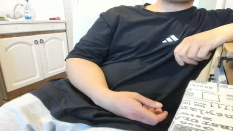 Snapshot of doriancretu95 chatting on 05/19/26, 06:09 menu below online show from 05/19/26, 06:09